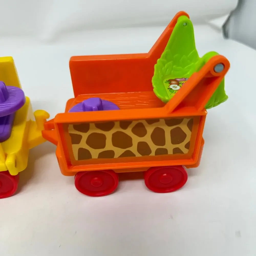 Fisher-Price Little People Musical Zoo Train 3 Cars 8 Animals Working Sounds